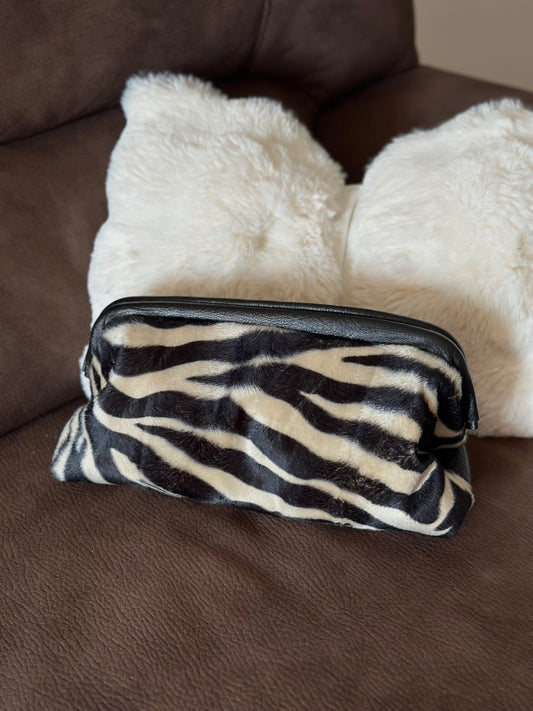 CLUTCH BLACK ZEBRA 🦓