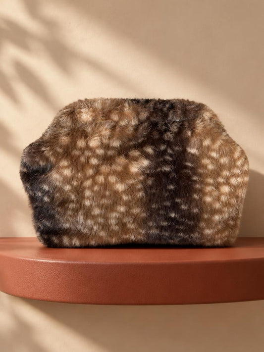 -Le Cabinet 03 | Clutch Bambi fur dark brown 🍂