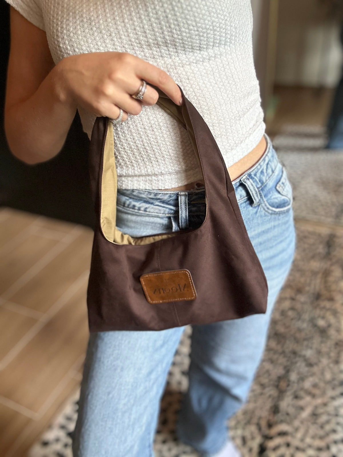 HOBO SUEDE CHOCOLATE